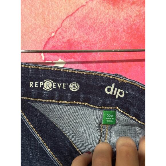 Dip Women's Denim Rolled Cuff Shorts Size 22W - Plus Size - Levi Color - Picture 4 of 4